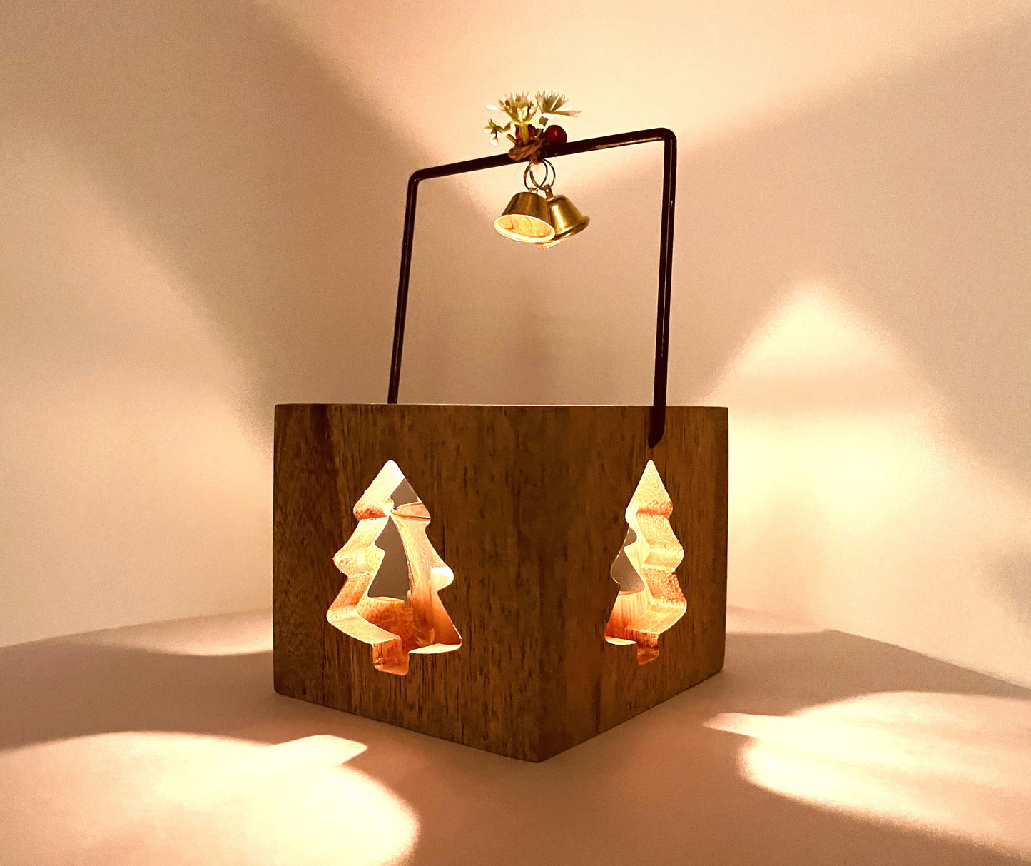 Wooden Christmas Tree T Light Holders / Lanterns- Set Of 2