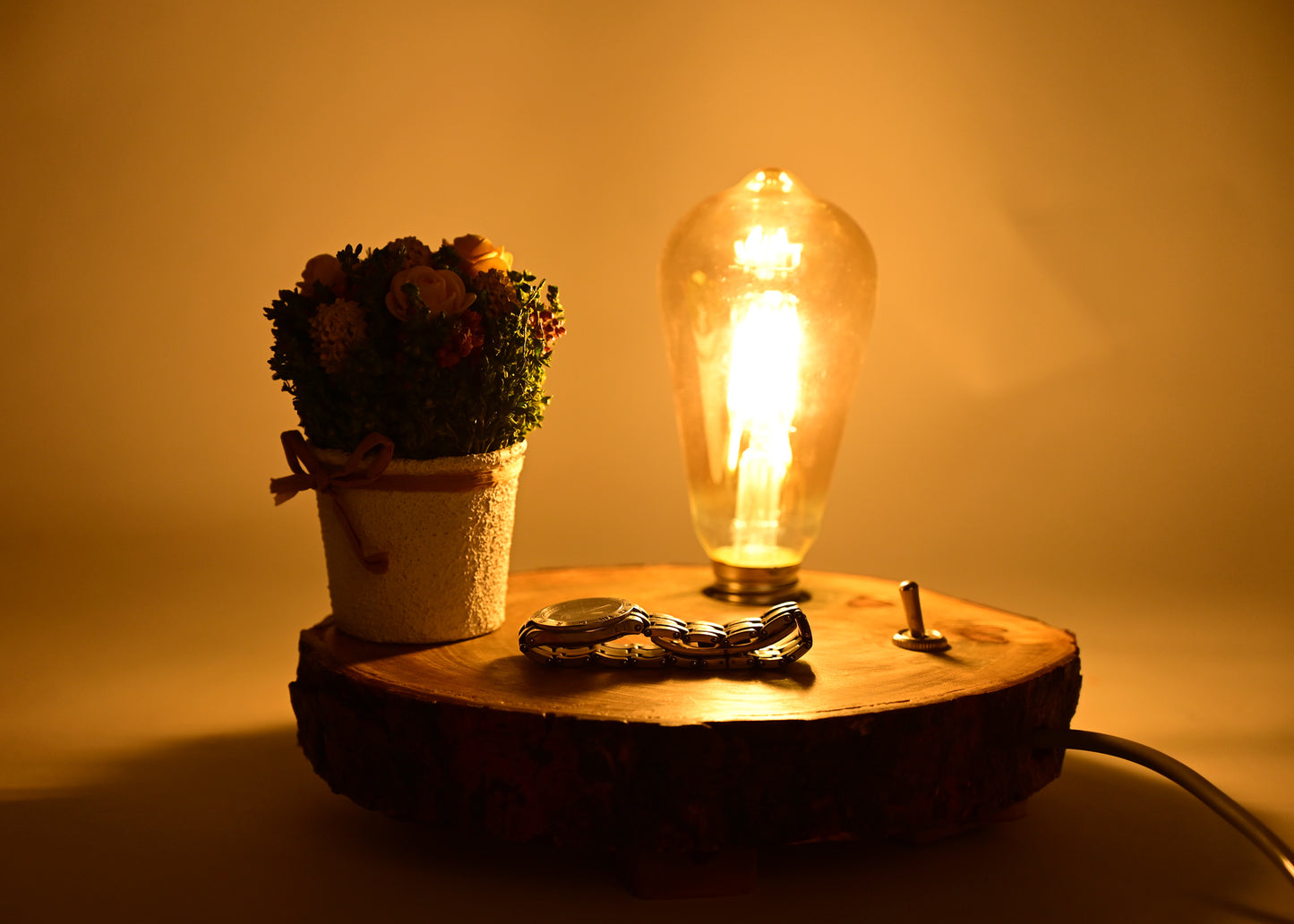 The Weaver's Nest Rustic Wooden log Table Lamp for Home, Living Room, Study Room, Offices, Hotels, and Restaurants (Brown, 22 X 18 X 5 cm)