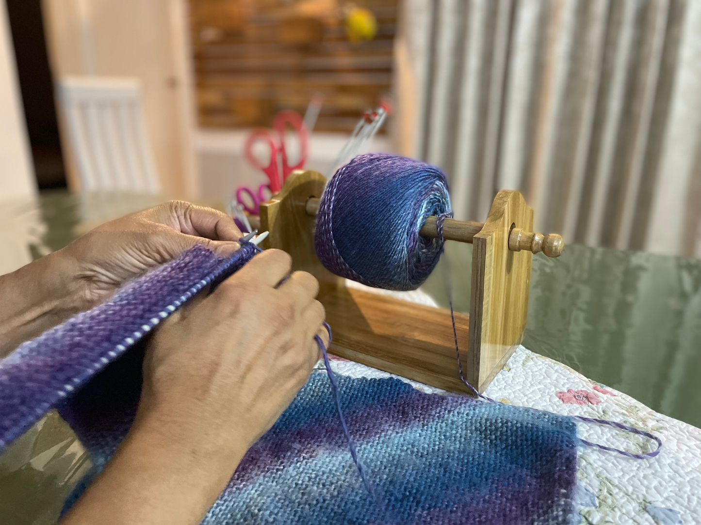 The Weaver's Nest Handmade Solid Wood Knitting Organizer / Caddy to Organize Needles, Wool, Yarn Balls, Crochet Hooks